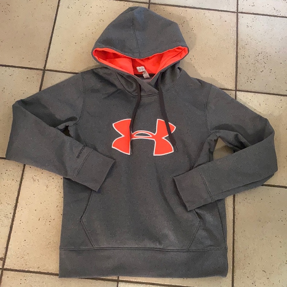 Under armour cold gear hoodie, size small loose fit